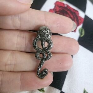 NWT Harry Potter death eater pin